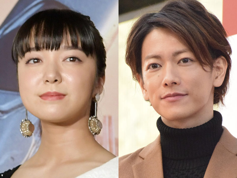佐藤健と上白石萌音の仲良しすぎる画像 指輪もお揃いで距離感が恋人のよう ピックアップぼいす Pick Up The Voices
